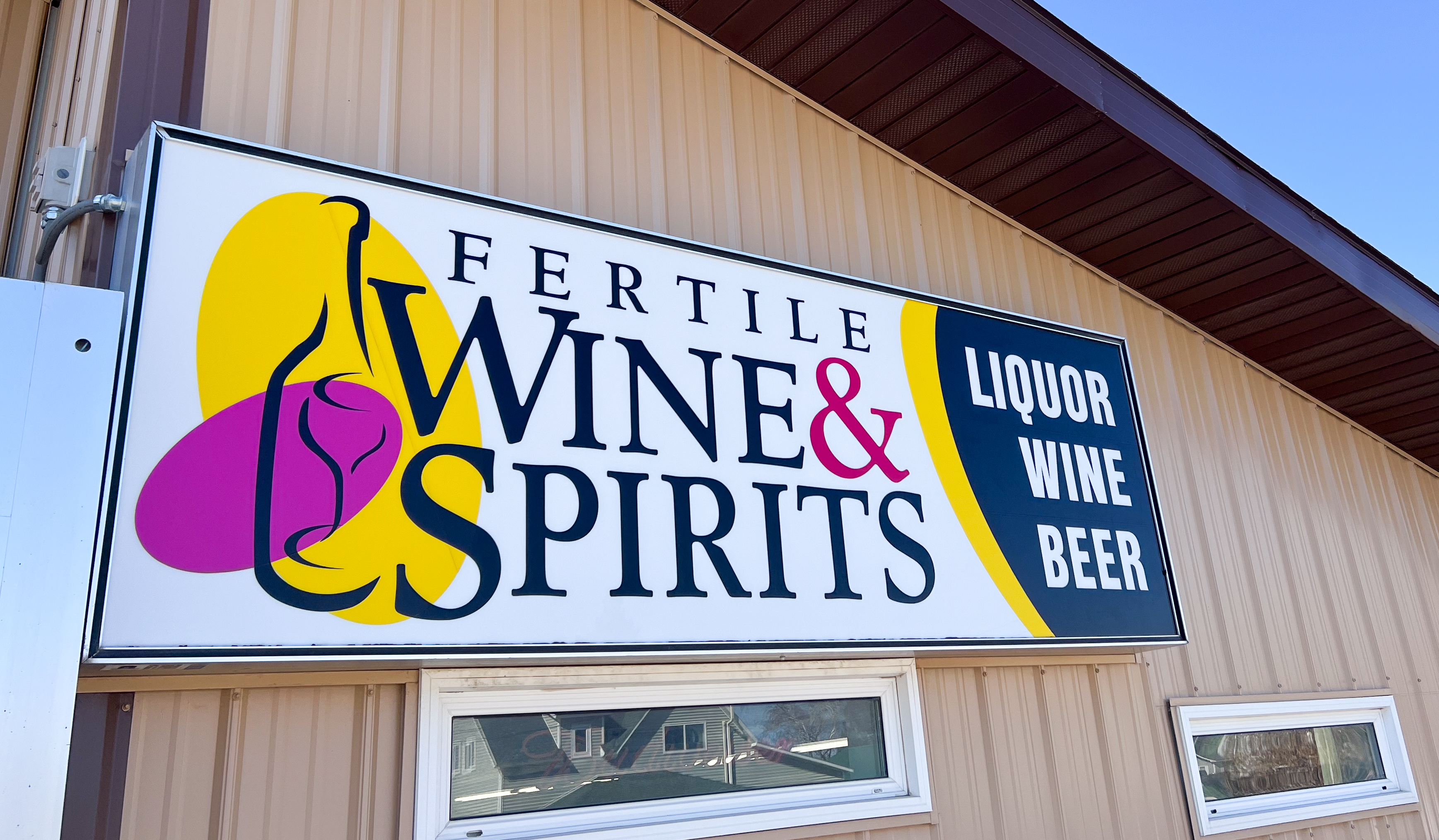 Picture of the Wine and Spirits front