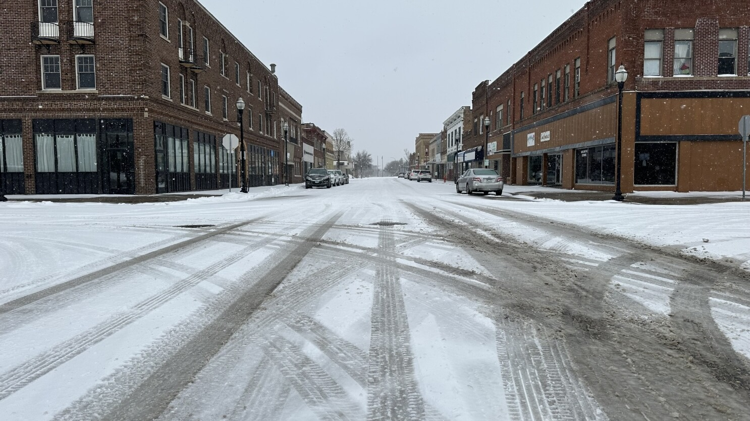 Icey, winter streets of Fertile during an E-Learning day